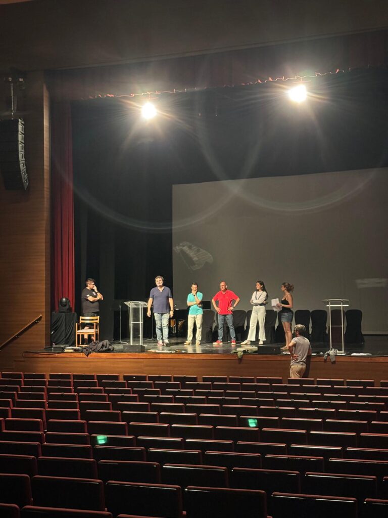 El Periòdic d'Ontinyent Hui, en directe per ONTV, la Gala 50 Aniversari Mudéjares Hui, en directe per ONTV, la Gala 50 Aniversari Mudéjares El Periòdic d'Ontinyent