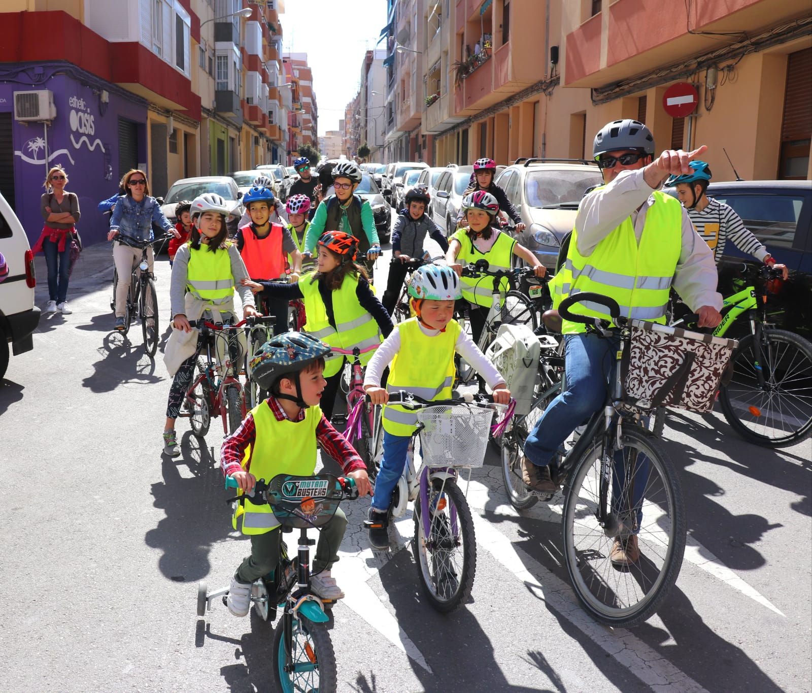 Bici-Bus, la iniciativa del Bonavista per a anar a l'escola de forma sostenible i segura El Periòdic d'Ontinyent - Noticies a Ontinyent