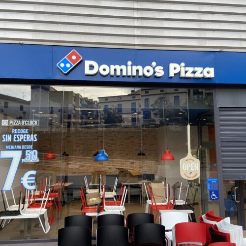 La recaudación de la inauguración de Domino's Pizza irá destinada al Proyecto Trébol