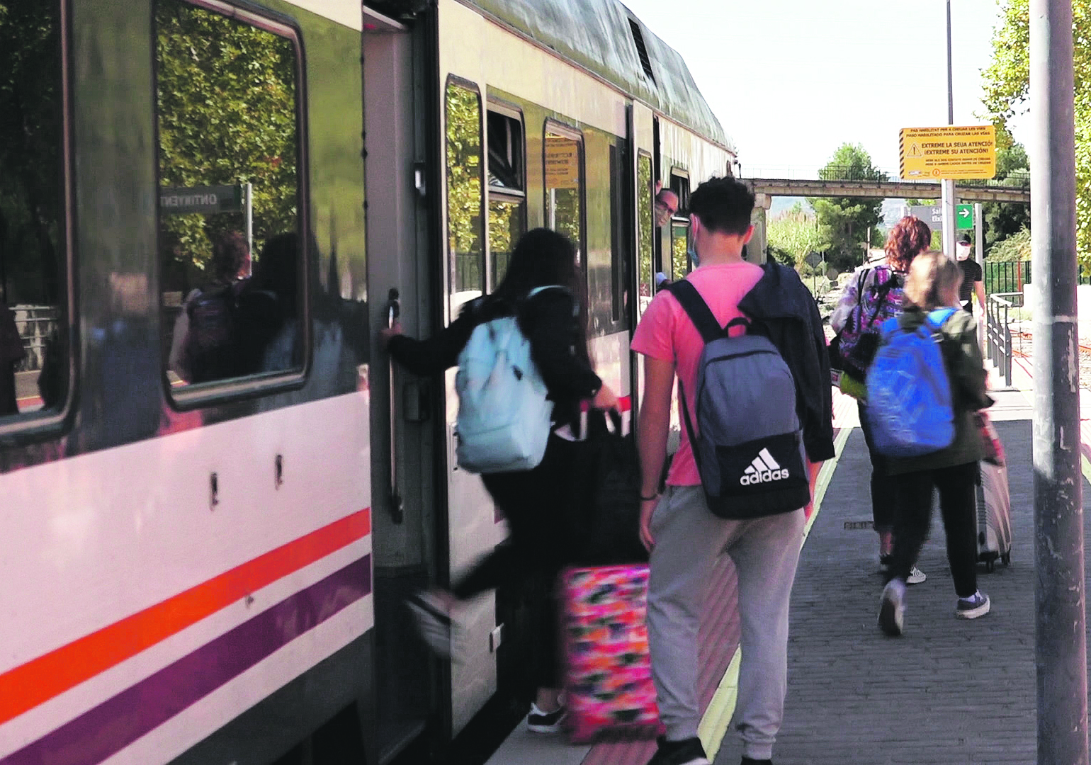 Los abonos para el tren Xàtiva-Ontinyent-Alcoi serán gratuitos a partir de septiembre El Periódico de Ontinyent - Noticias en Ontinyent