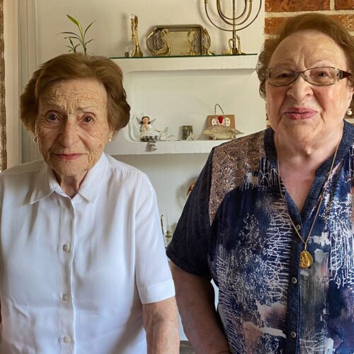 Carmen y Rosario, las dos hermanas centenarias de Ontinyent