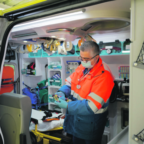 Les ambulàncies d’emergències d’Ontinyent realitzen 7 serveis diaris