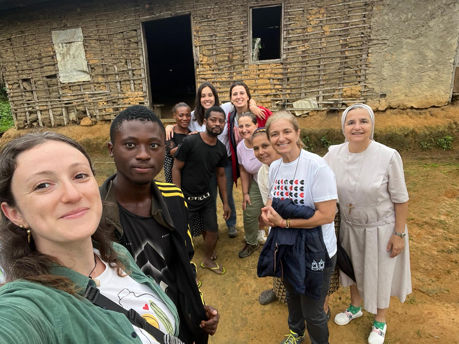 Mercedes Pastor: la experiencia de 33 días en la selva de Camerún El Periódico de Ontinyent - Noticias en Ontinyent