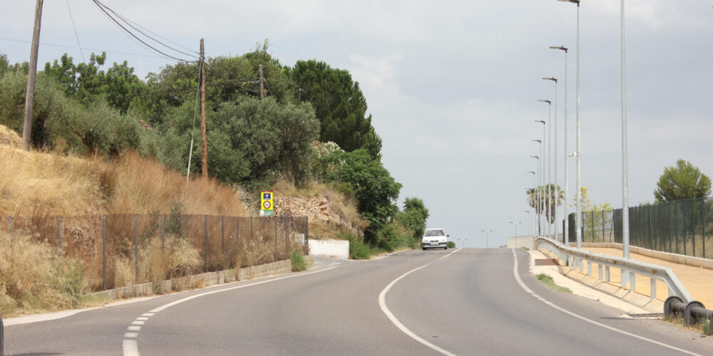 Una vorera per a vianants i ciclistes connectarà el nucli urbà amb el Polígon de Sant Vicent