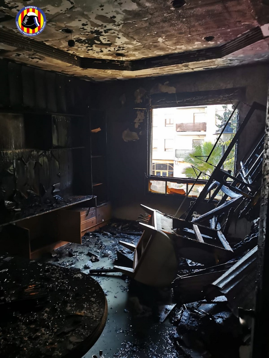 Incendi d'una casa a l'avinguda d'Almansa El Periòdic d'Ontinyent - Noticies a Ontinyent