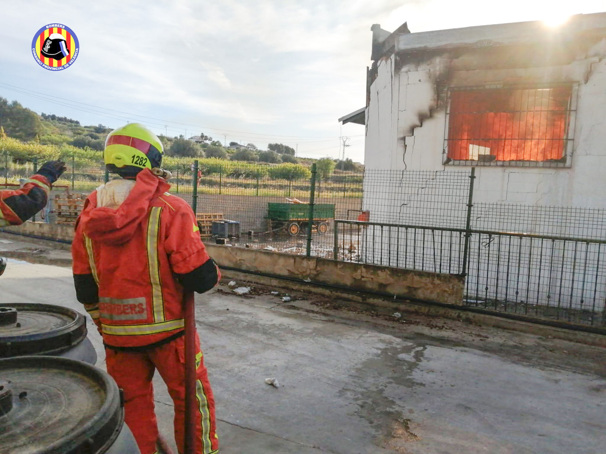 Incendi en una empresa de fustes El Periòdic d'Ontinyent - Noticies a Ontinyent