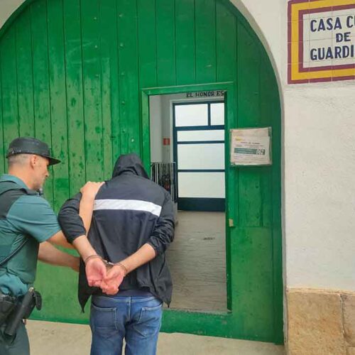 Detingut a Albaida amb 2 kg de marihuana