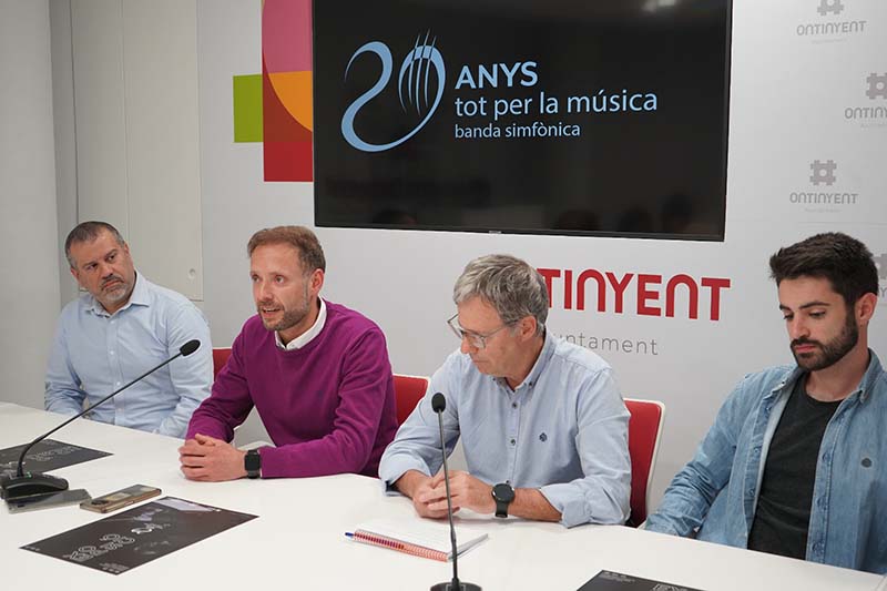 La banda simfònica "Tot per la música" d'Ontinyent inicia les celebracions del seu XX aniversari amb el suport de l'Ajuntament El Periòdic d'Ontinyent - Noticies a Ontinyent