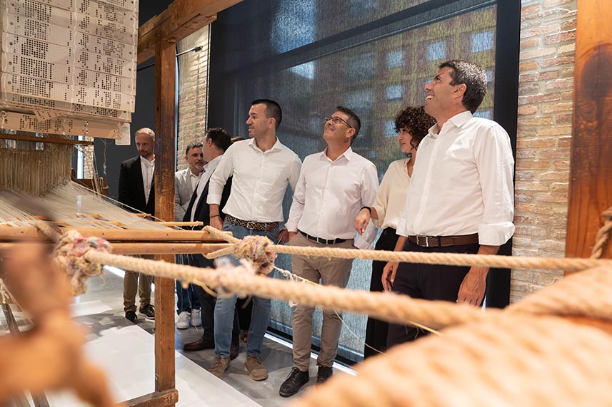 Carlos Mazón visita el Museu del Tèxtil de la Comunitat Valenciana en Ontinyent El Periòdic d'Ontinyent - Noticies a Ontinyent