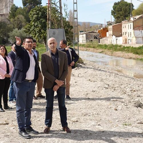 La CHX inicia las obras de la nueva pasarela del río Clariano de Ontinyent