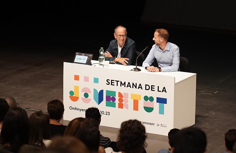 Jaume Funes fa una crida en Ontinyent a ensenyar als joves a contrastar les fonts d'informació El Periòdic d'Ontinyent - Noticies a Ontinyent