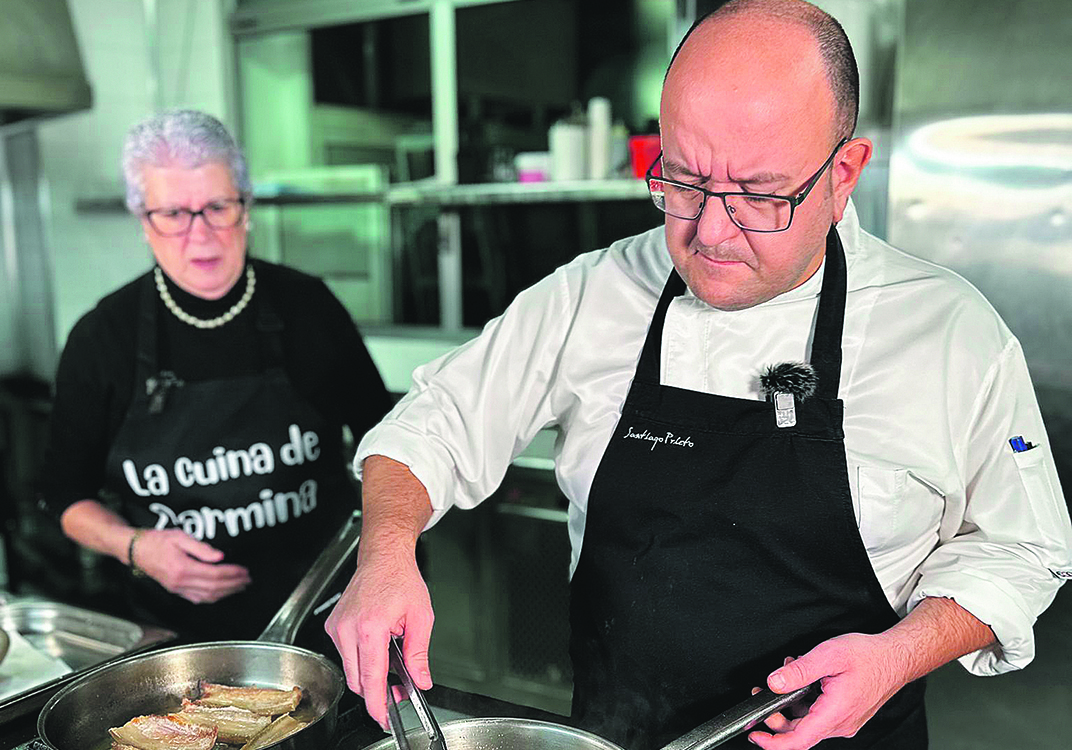 Duelo familiar: la Coca de Fira tradicional frente a la Coca de Fira 2.0 El Periódico de Ontinyent - Noticias en Ontinyent