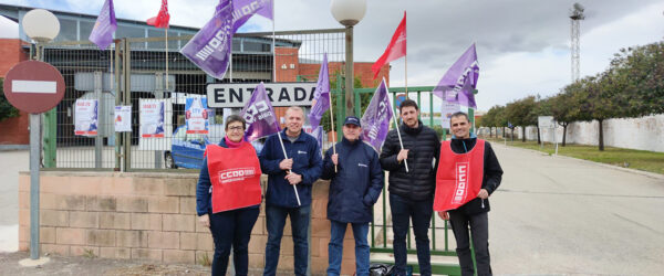 Reivindicacions de personal porten la ITV d’Ontinyent a la vaga