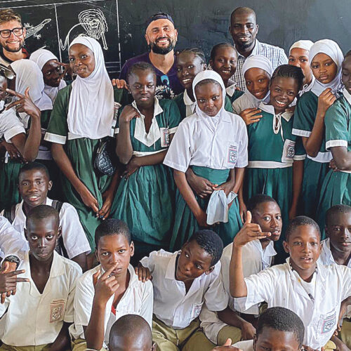 Ontinyent exporta a Gambia un proyecto musical educativo