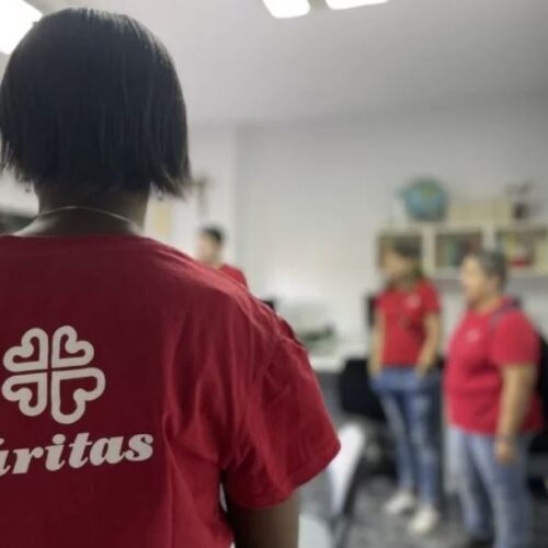 Cáritas atén 218 xiquets a Ontinyent per evitar que la pobresa es perpetue