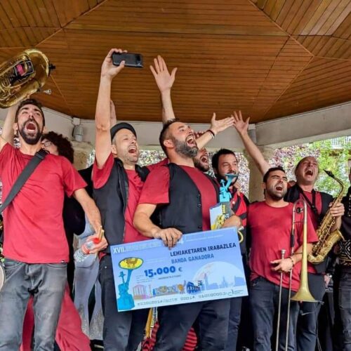 Els ontinyentins La Trocamba es proclamen la millor banda al País Basc