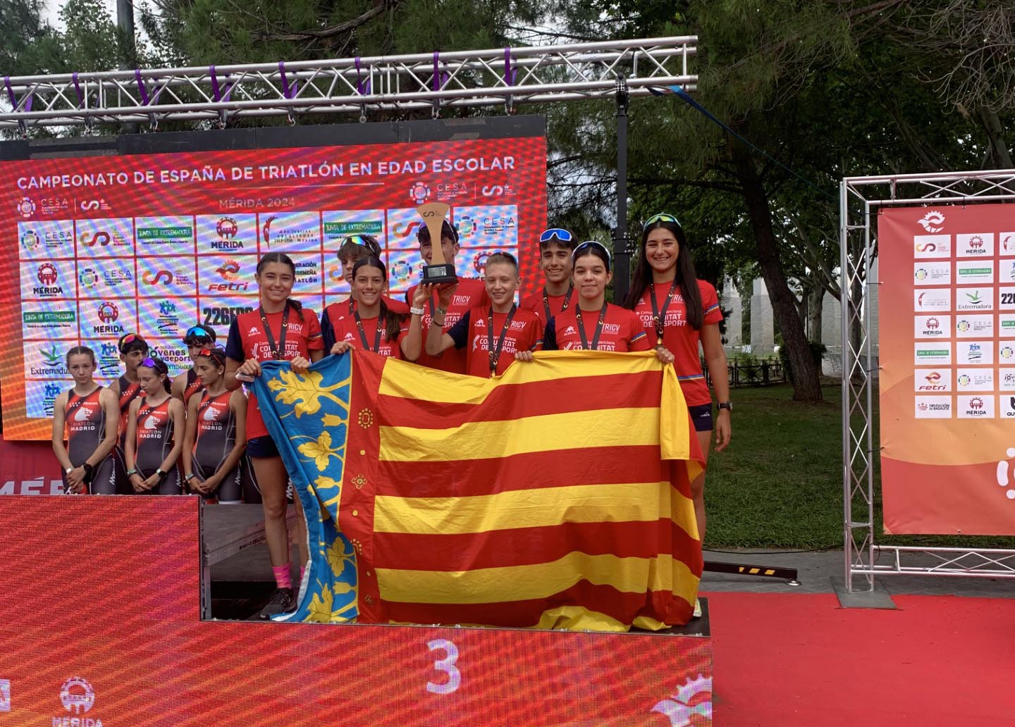 Jaume Gironés i Celia de Llago, bronze al Campionat d'Espanya de Triatló per Autonomies El Periòdic d'Ontinyent - Noticies a Ontinyent