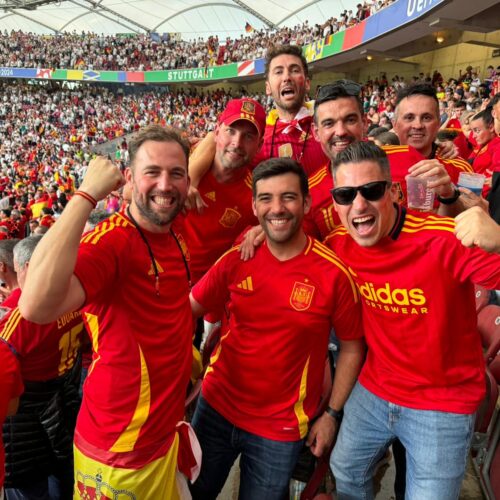 Espanya a semifinals de la mà d’un grup d’aficionats d’Ontinyent