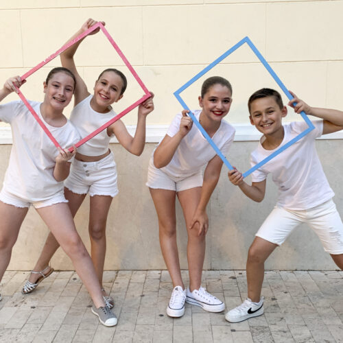 Quatre joves ballarins d’Opera, becats per a València en Dansa