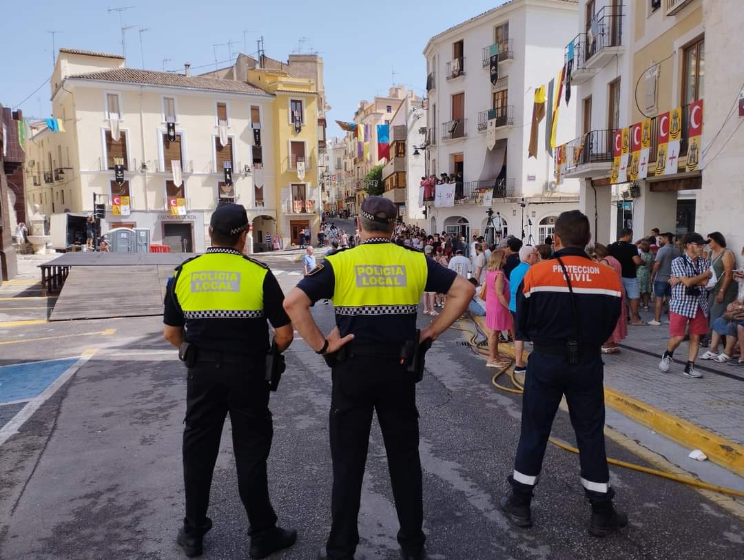 Demanen accelerar el procés de selecció de 12 places d'agents de Policia Local El Periòdic d'Ontinyent - Noticies a Ontinyent