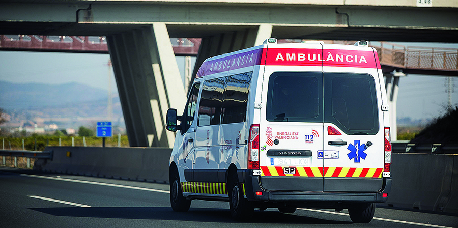 Ambulàncies per a traslladar afectats pel tancament de serveis El Periòdic d'Ontinyent - Noticies a Ontinyent