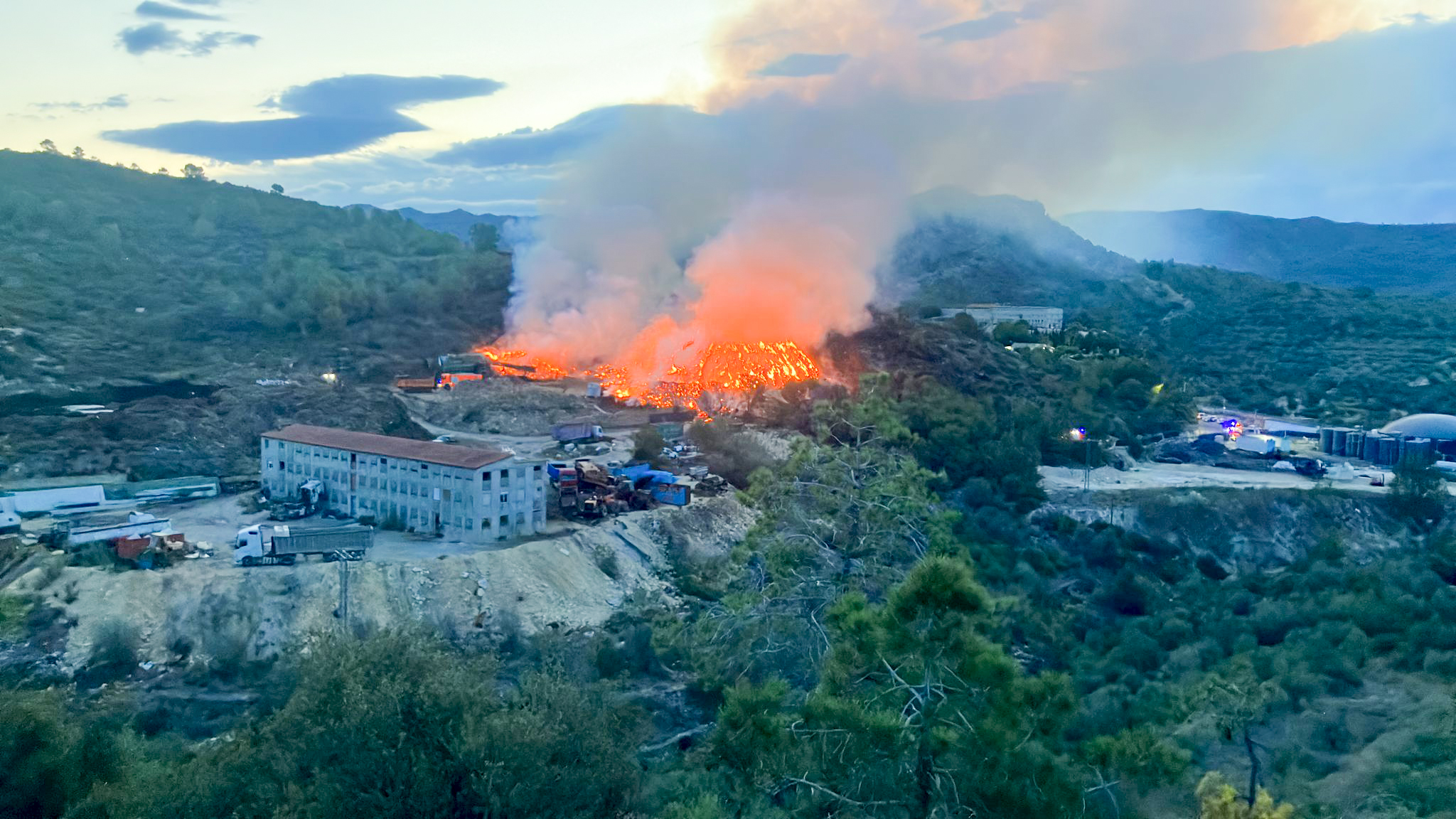 L’empresariat incideix en la perillositat de la planta de biogàs després de l’incendi a Llutxent El Periòdic d'Ontinyent - Noticies a Ontinyent