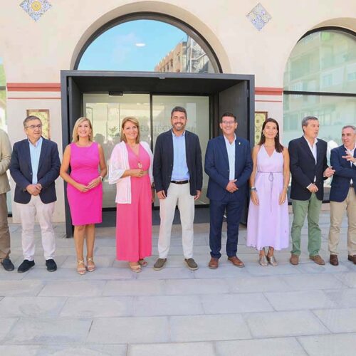 El govern de la Generalitat està reunit al Museu Tèxtil d’Ontinyent