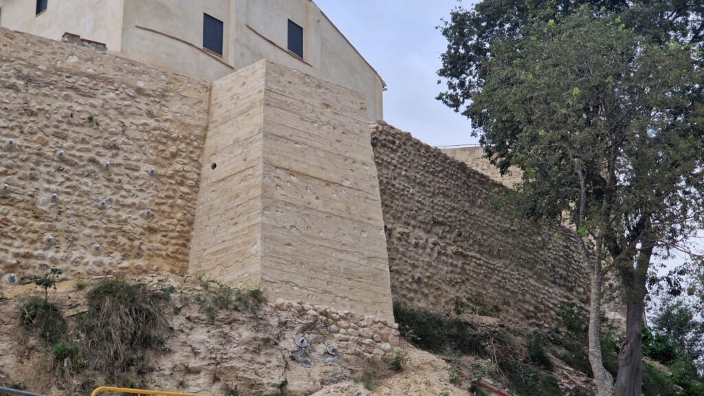 Una muralla que renaix com a potencial patrimonial i turístic El Periòdic d'Ontinyent - Noticies a Ontinyent