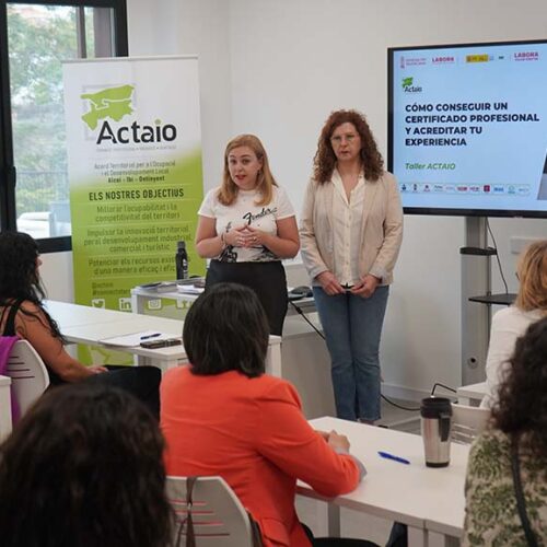 Primer taller organitzat al nou centre de formació del Museu Tèxtil de la Comunitat Valenciana