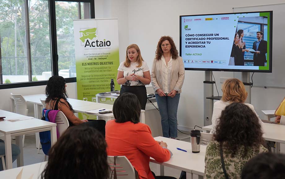 Primer taller organitzat al nou centre de formació del Museu Tèxtil de la Comunitat Valenciana El Periòdic d'Ontinyent - Noticies a Ontinyent