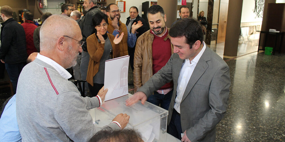 Votació per elegir el nou president de la societat de festers