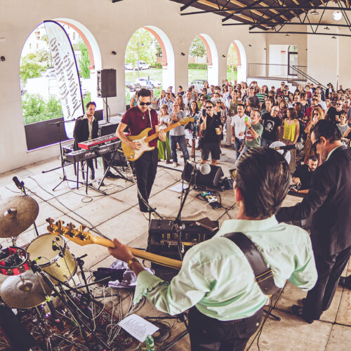 La Glorieta d’Ontinyent vibra amb la qualitat dels directes del festival ‘Nómade’