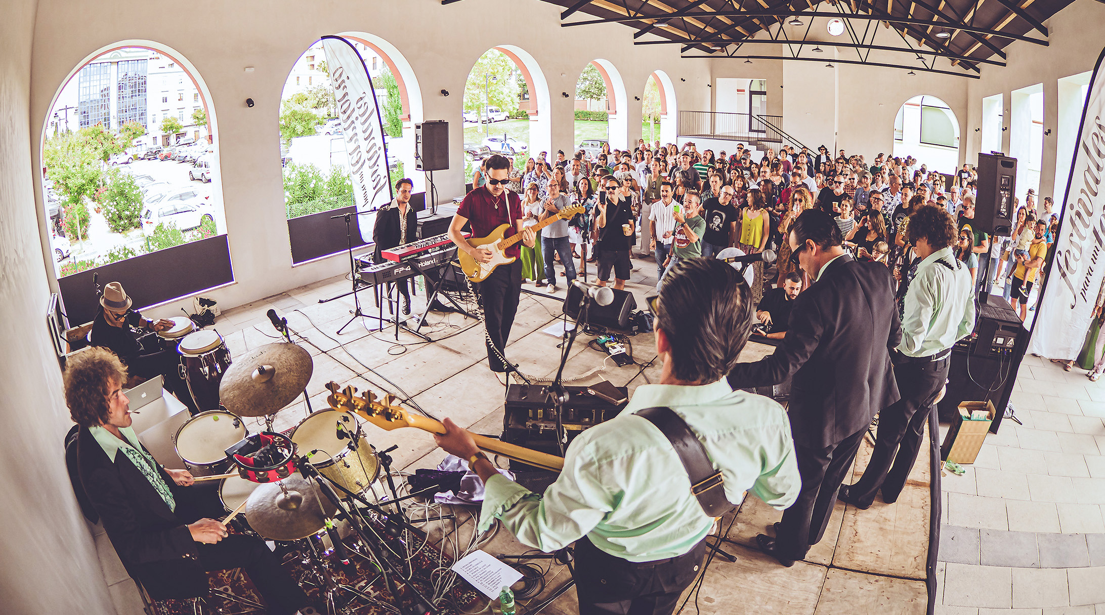 La Glorieta d’Ontinyent vibra amb la qualitat dels directes del festival 'Nómade' El Periòdic d'Ontinyent - Noticies a Ontinyent