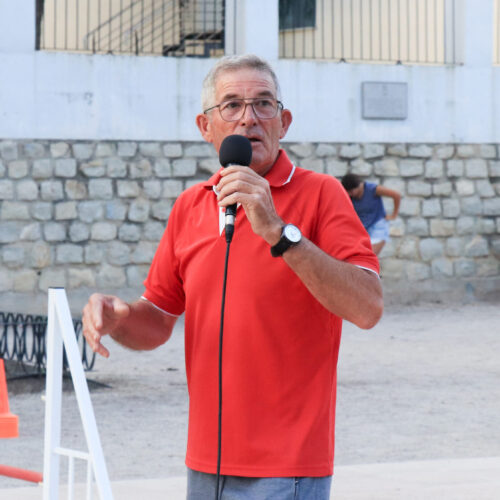 “Cap gos vol manar, tots volen tindre un líder”