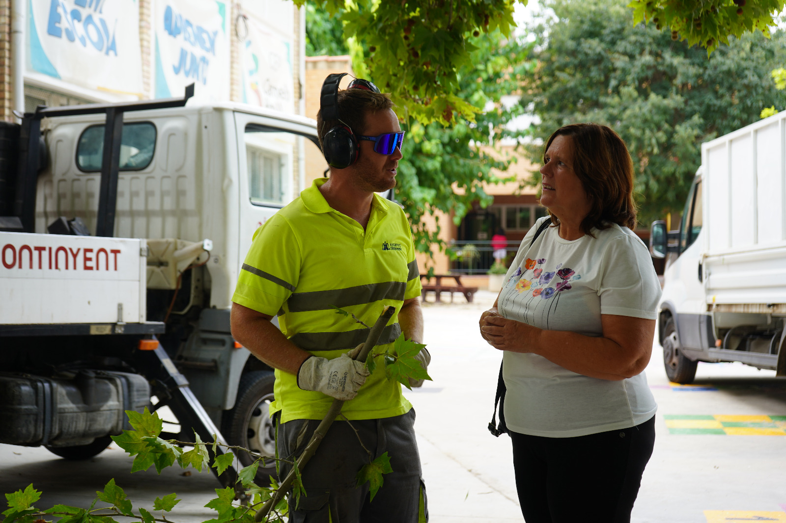 Reposen 70 arbres de 20 espècies diferents als barris El Periòdic d'Ontinyent - Noticies a Ontinyent