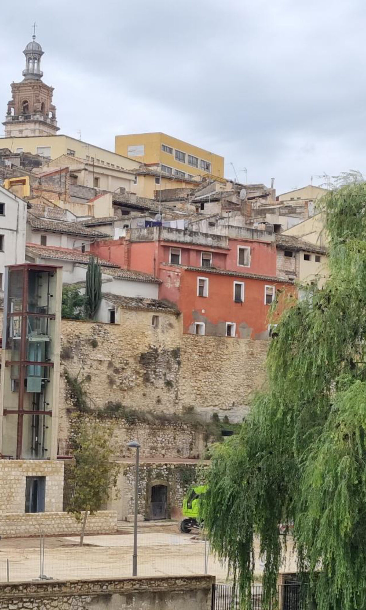 Instal·lat l’ascensor panoràmic de la Vila