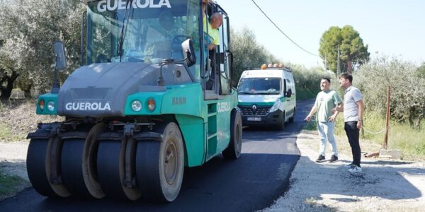 Millores en l’asfaltatge de 13 carrers i camins municipals