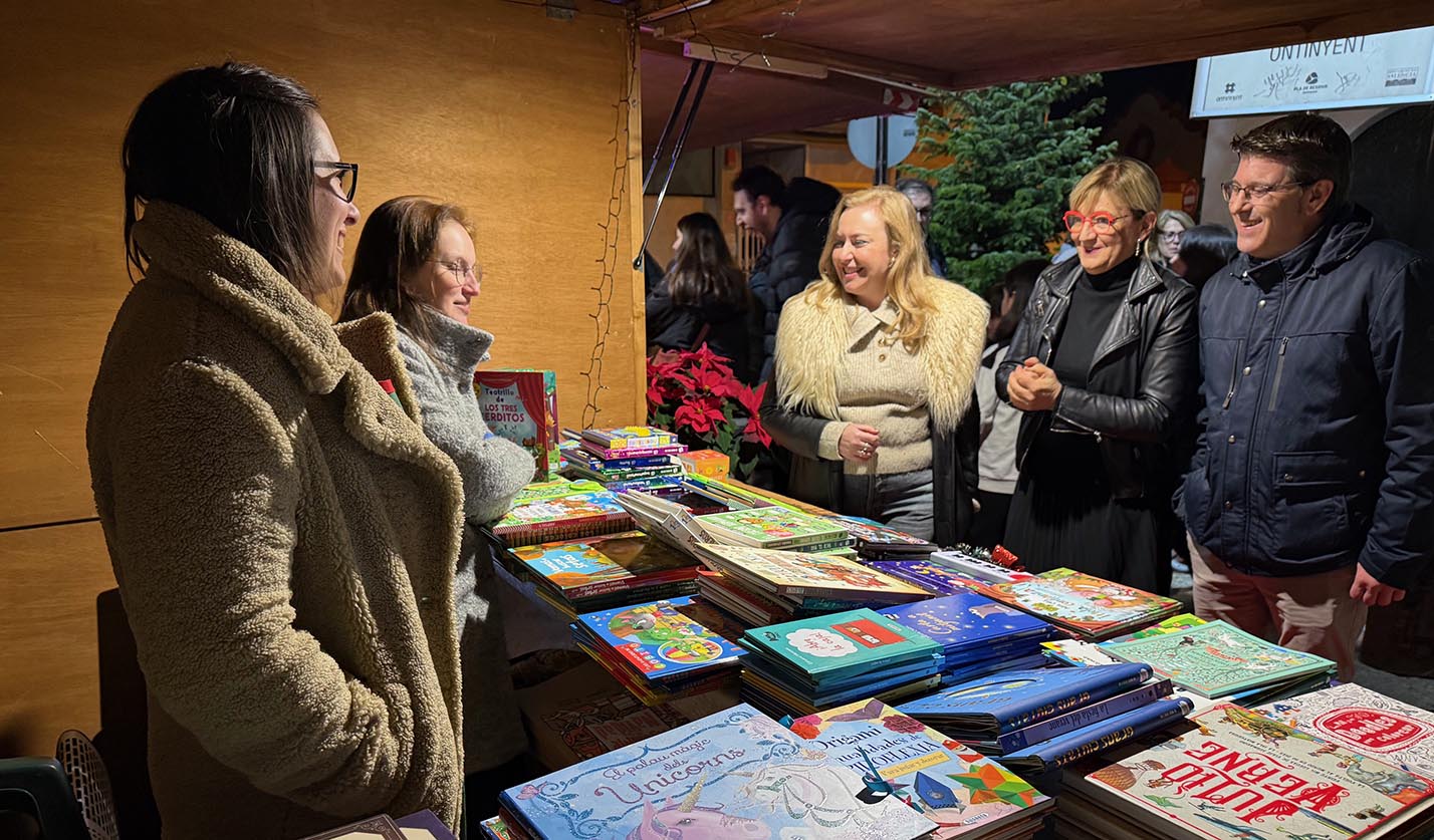 Ontinyent obri el seu “Mercat de Nadal” amb el comerç local com a protagonista El Periòdic d'Ontinyent - Noticies a Ontinyent