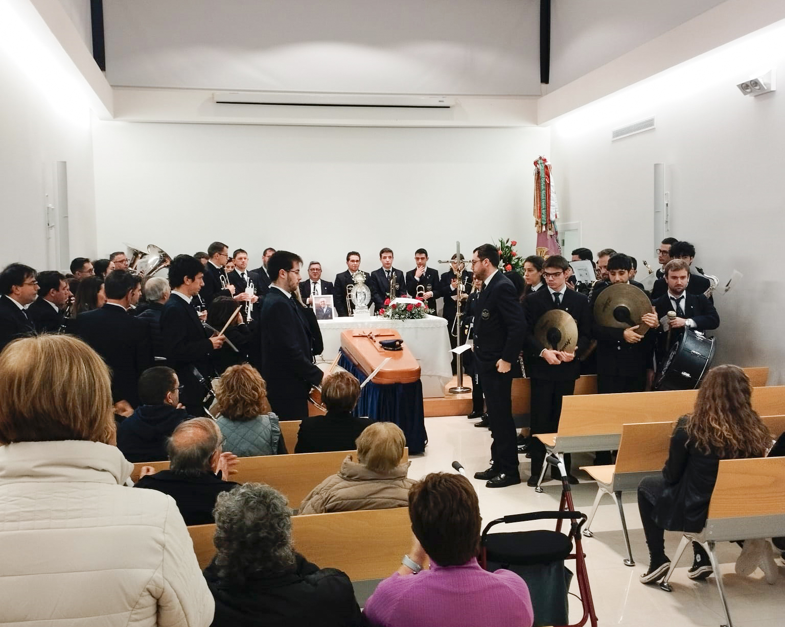 L'emotiu homenatge de la banda de la Unió al músic Juan Martínez El Periòdic d'Ontinyent - Noticies a Ontinyent