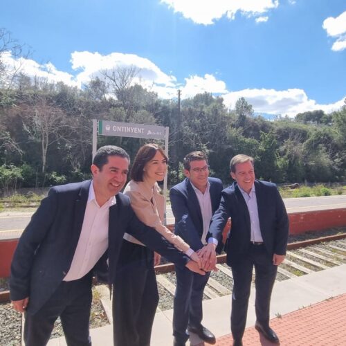 La ministra anuncia su intención de acabar antes las obras del tren: a finales de 2026