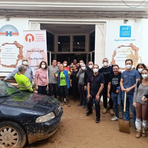 Mig any després de la DANA, centenars de comerços intenten sobreviure