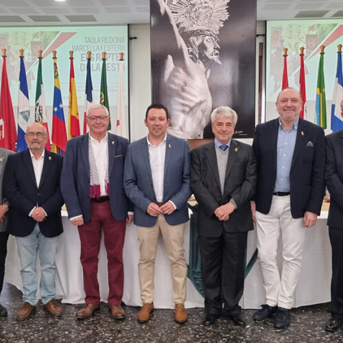 9 presidents de Festers valoren el futur dels Moros i Cristians