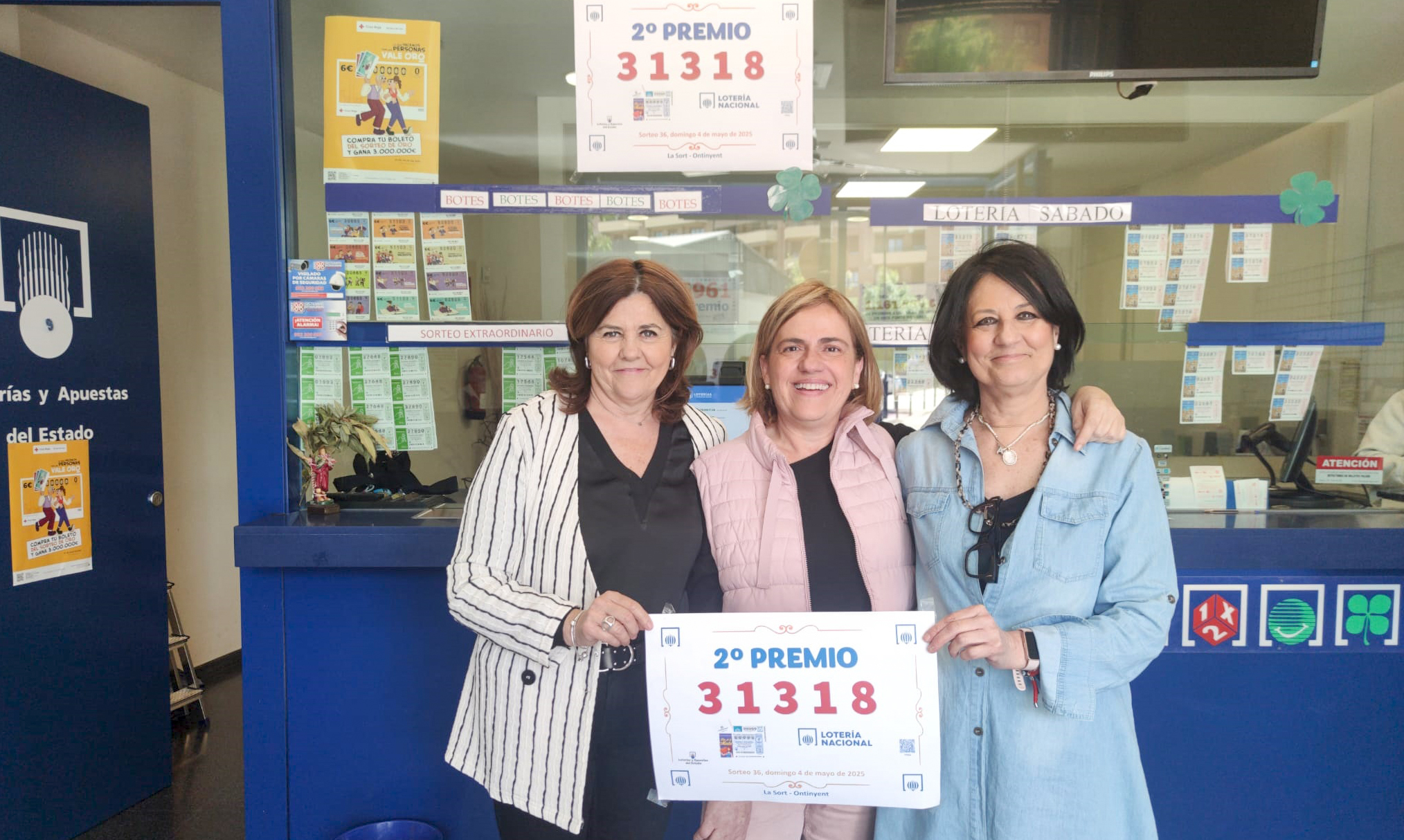 Alegria per la pluja de milions de la Loteria Nacional a Ontinyent pel Dia de la Mare El Periòdic d'Ontinyent - Noticies a Ontinyent