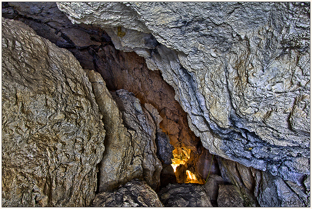 La Cova de l'Avern, en un llibre de llegendes valencianes El Periòdic d'Ontinyent - Noticies a Ontinyent