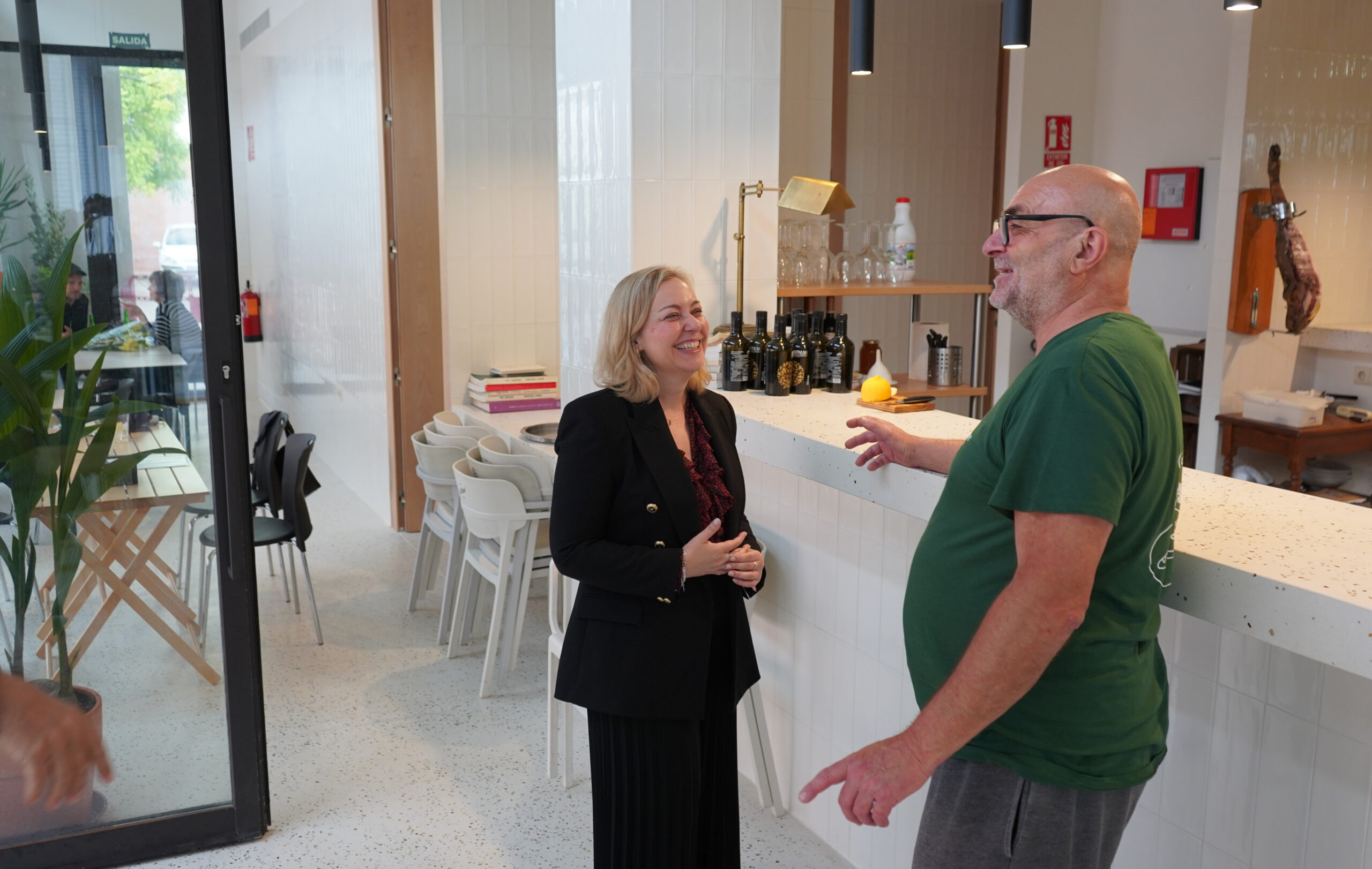 Obri el bar del Mercat Municipal i comença l'estudi per a dinamitzar aquest espai El Periòdic d'Ontinyent - Noticies a Ontinyent