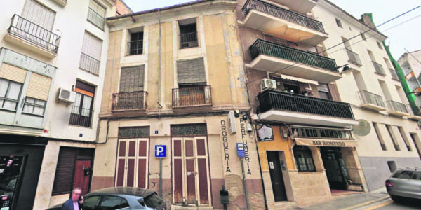 L’ajuntament consolida un edifici municipal i estudia els seus usos futurs