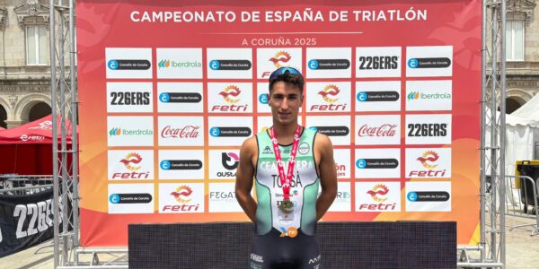 Héctor Tolsà, campió d’Espanya de Triatló
