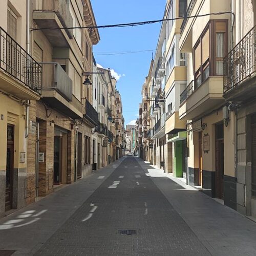 Ontinyent reorienta la circulació viària dels carrers Gomis i Maians atenent les demandes veïnals