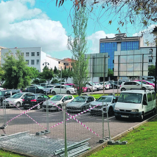 Una promotora plantea 80/100 viviendas en el parking de Paduana
